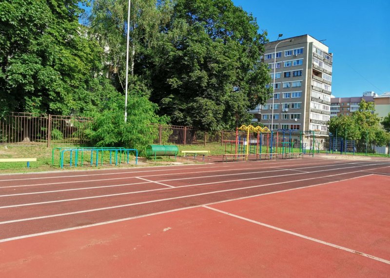 Площадка для воркаута в городе Минск №10894 Средняя Современная фото