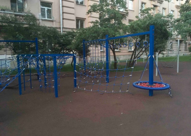 Площадка для воркаута в городе Санкт-Петербург №10978 Большая Современная фото