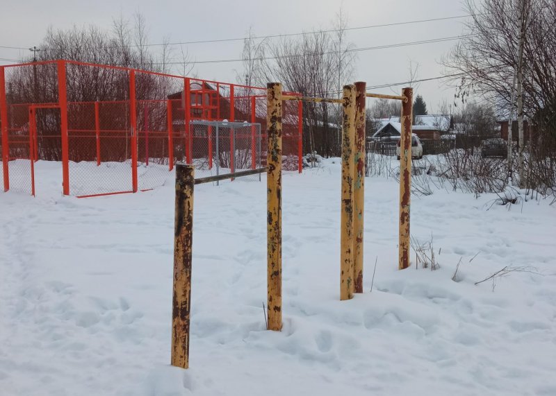 Площадка для воркаута в городе Тверь №11696 Средняя Современная фото