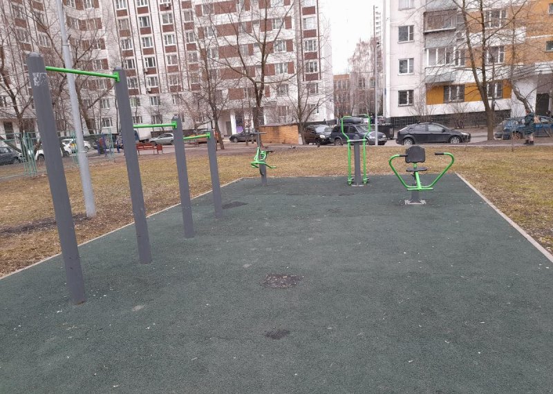 Площадка для воркаута в городе Москва №11763 Маленькая Хомуты фото