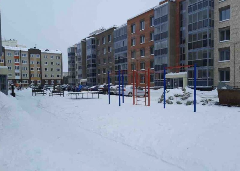 Площадка для воркаута в городе Северодвинск №12053 Маленькая Современная фото