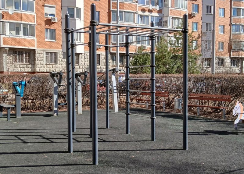 Площадка для воркаута в городе Москва №13096 Маленькая Хомуты фото