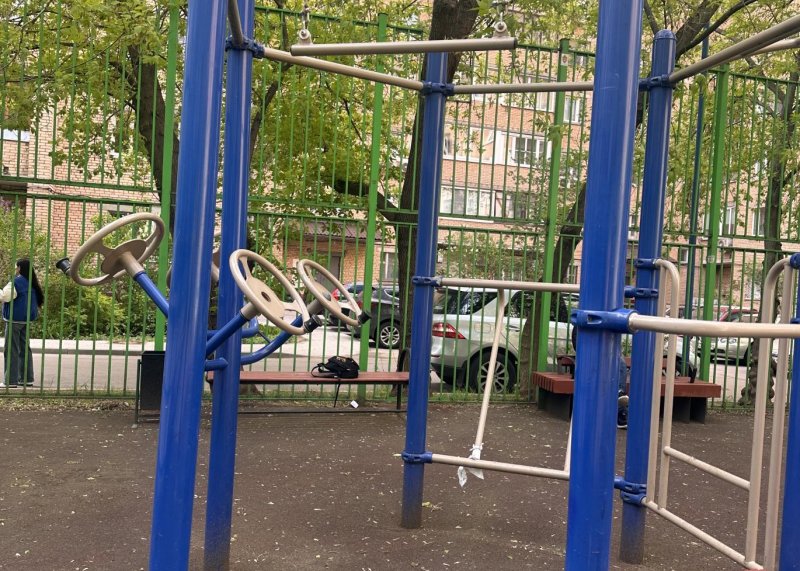 Площадка для воркаута в городе Москва №13126 Маленькая Хомуты фото