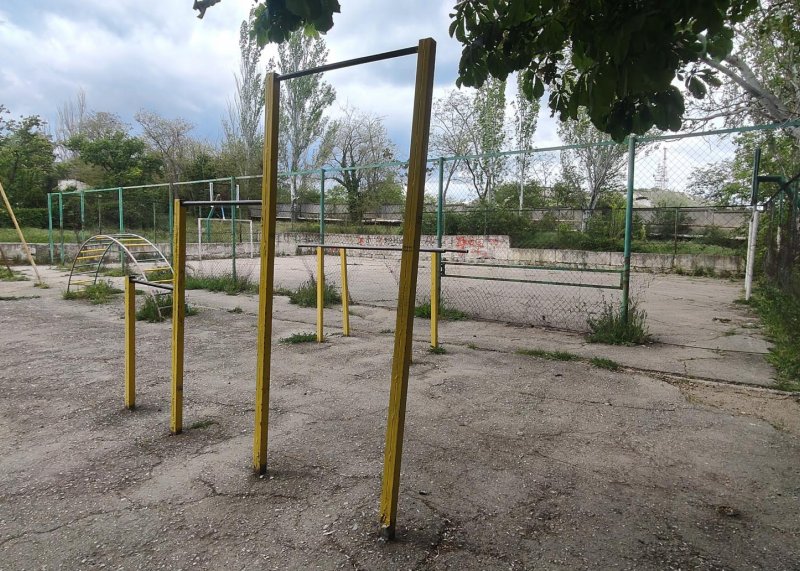 Площадка для воркаута в городе Феодосия №13136 Маленькая Советская фото
