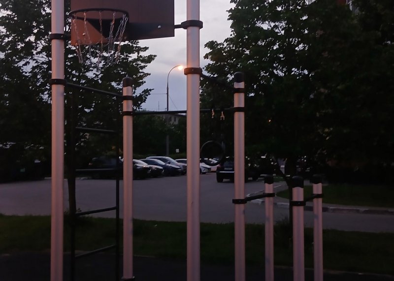 Площадка для воркаута в городе Москва №13142 Средняя Хомуты фото