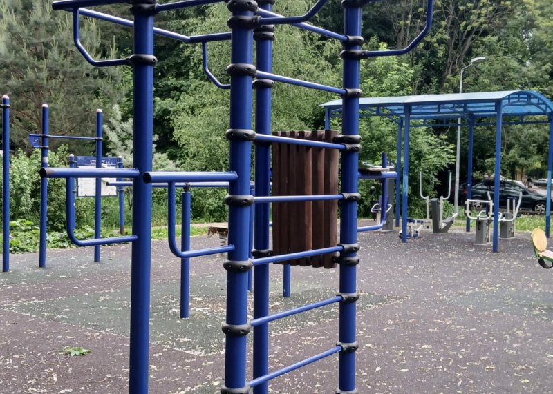 Площадка для воркаута в городе Москва №13152 Маленькая Советская фото