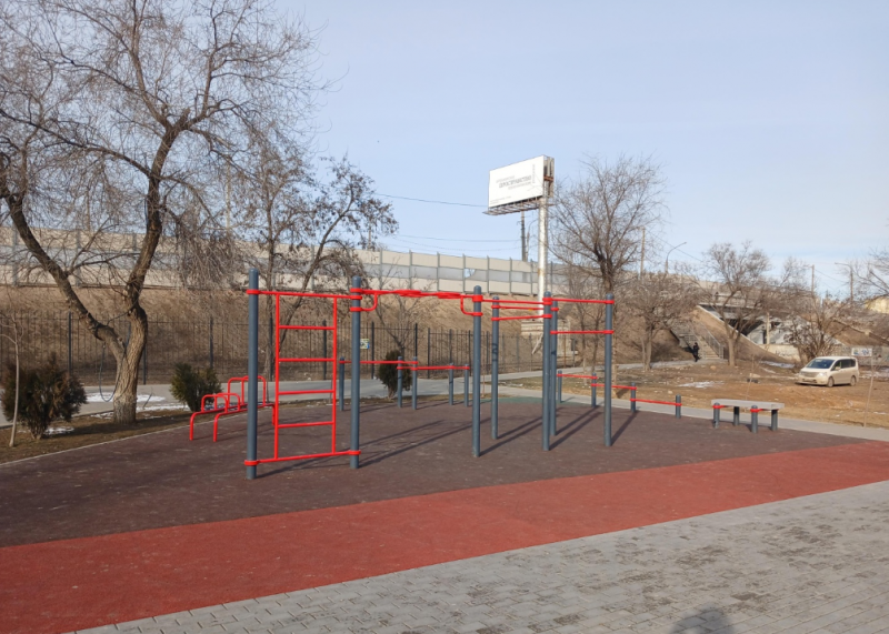 Площадка для воркаута в городе Астрахань №13214 Маленькая Хомуты фото