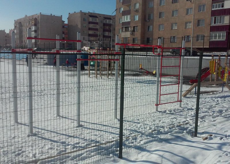Площадка для воркаута в городе Алматы №4761 Маленькая Хомуты фото