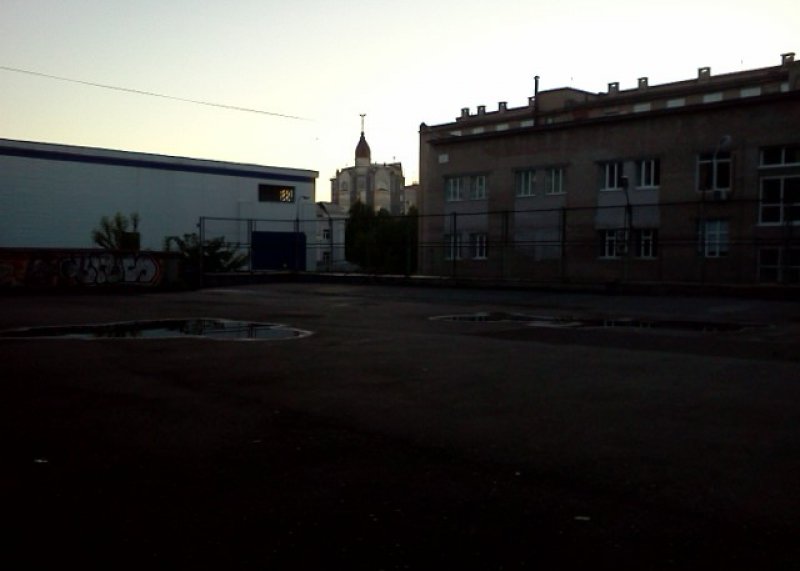 Площадка для воркаута в городе Пермь №935 Маленькая Современная фото