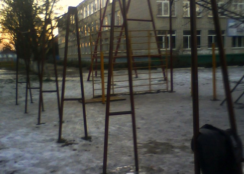 Площадка для воркаута в городе Белореченск №1989 Средняя Советская фото