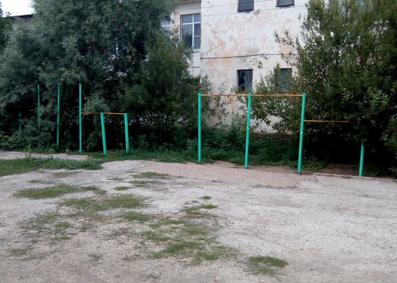 Площадка для воркаута в городе Астрахань №5443 Маленькая Советская фото