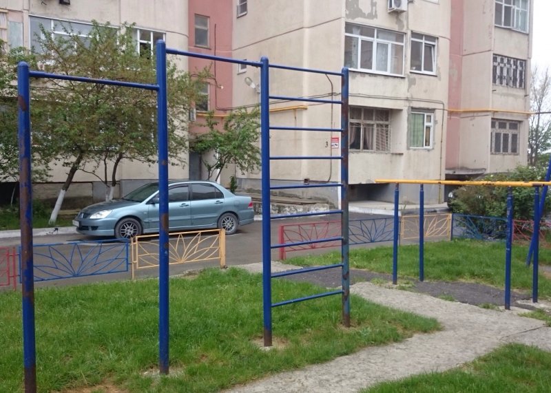 Площадка для воркаута в городе Геленджик №2863 Маленькая Советская фото