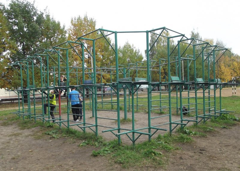 Площадка для воркаута в городе Йошкар-Ола №2018 Средняя Советская фото