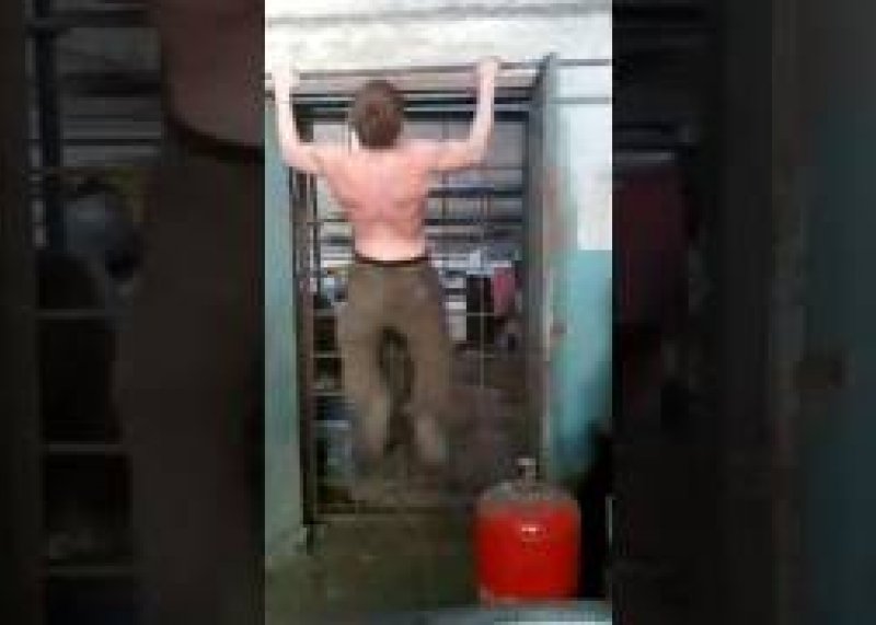 Спорт, Подтягивания на турнике, а сколько сможешь ты??!!