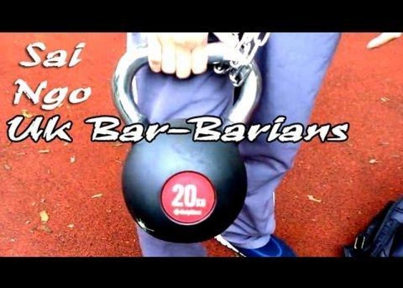 Sai Ngo (UK Bar-Barians) - Training with the added weight