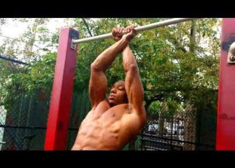 Brian Alexis Delacruz a.k.a B-ROCK (Team Wingate) - STREET WORKOUT (2013)