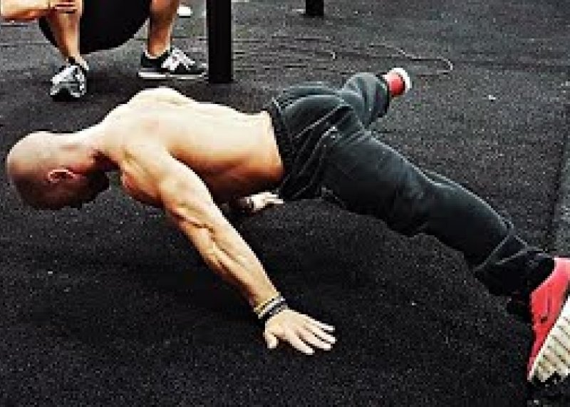 KING OF THE BAR 2016 - AMAZING CALISTHENICS BATTLES